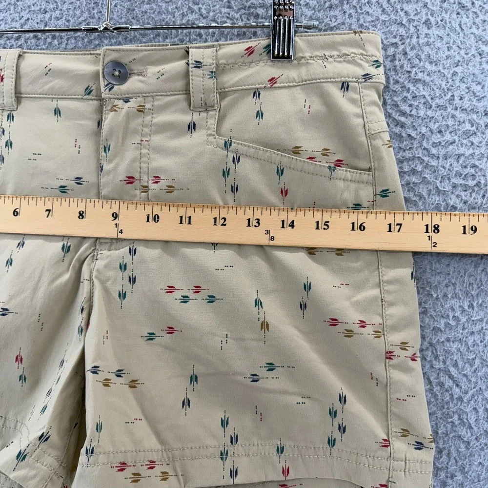 Eddie Bauer Travex Shorts Womens 6 Tan Arrow Print Hiking Outdoor Cargo Stretch